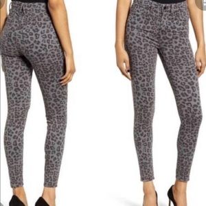 Good American grey leopard print good legs jeans. Size 4/27 NWOT